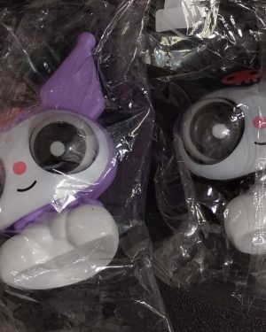 KUROMI OJOS SALTONES