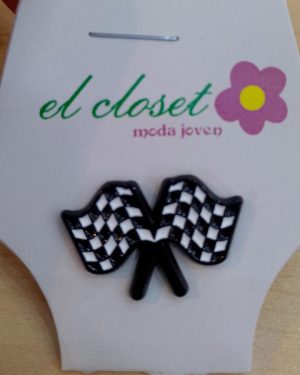 PIN DE BANDERA DE CARRERAS COLOR BLANCA CON NEGRA$