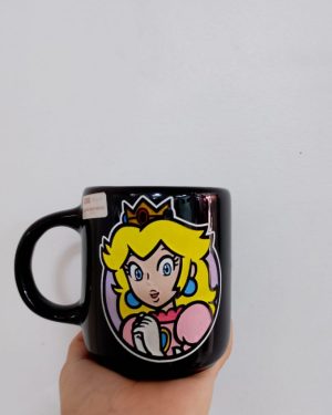 TAZA NEGRA PRINCESA PEACH $245