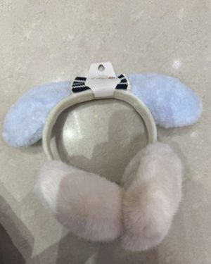 OREJERAS CON MOÑO Y OREJAS $245