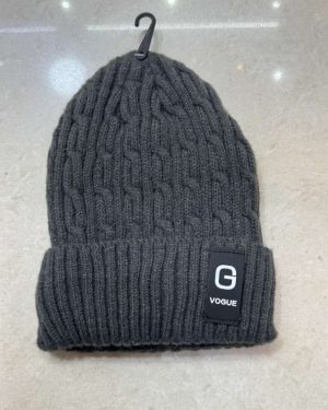 GORRO TEJIDO UNISEX VOGUE $199