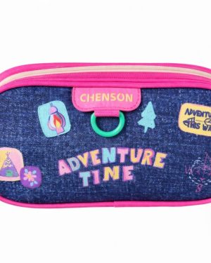 LAPICERA CHENSON COLOR ROSA FUERTE Y ESTAMPADO TIPO MEZCLILLA CON DIBUJOS Y LETRAS $299